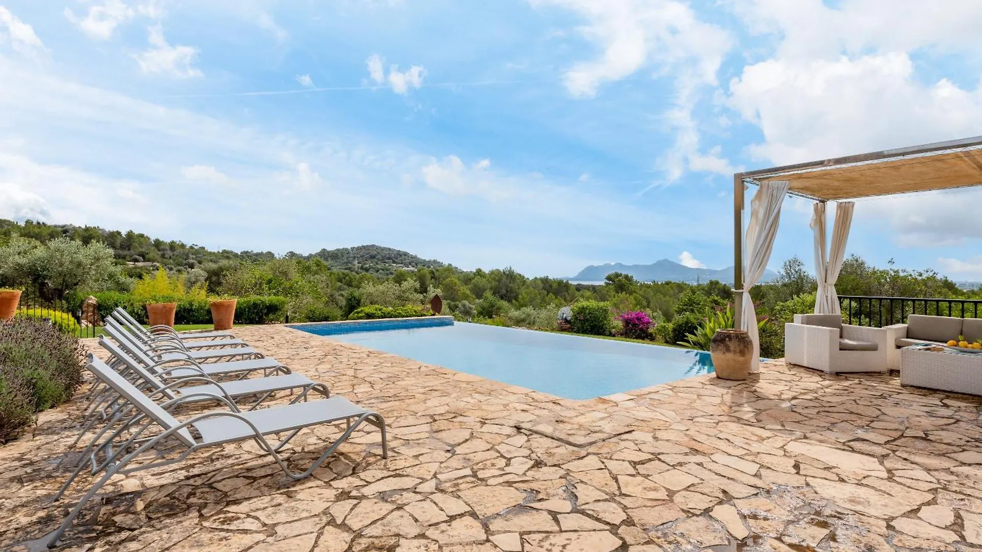 Finca La Pleta Pollenca Villa